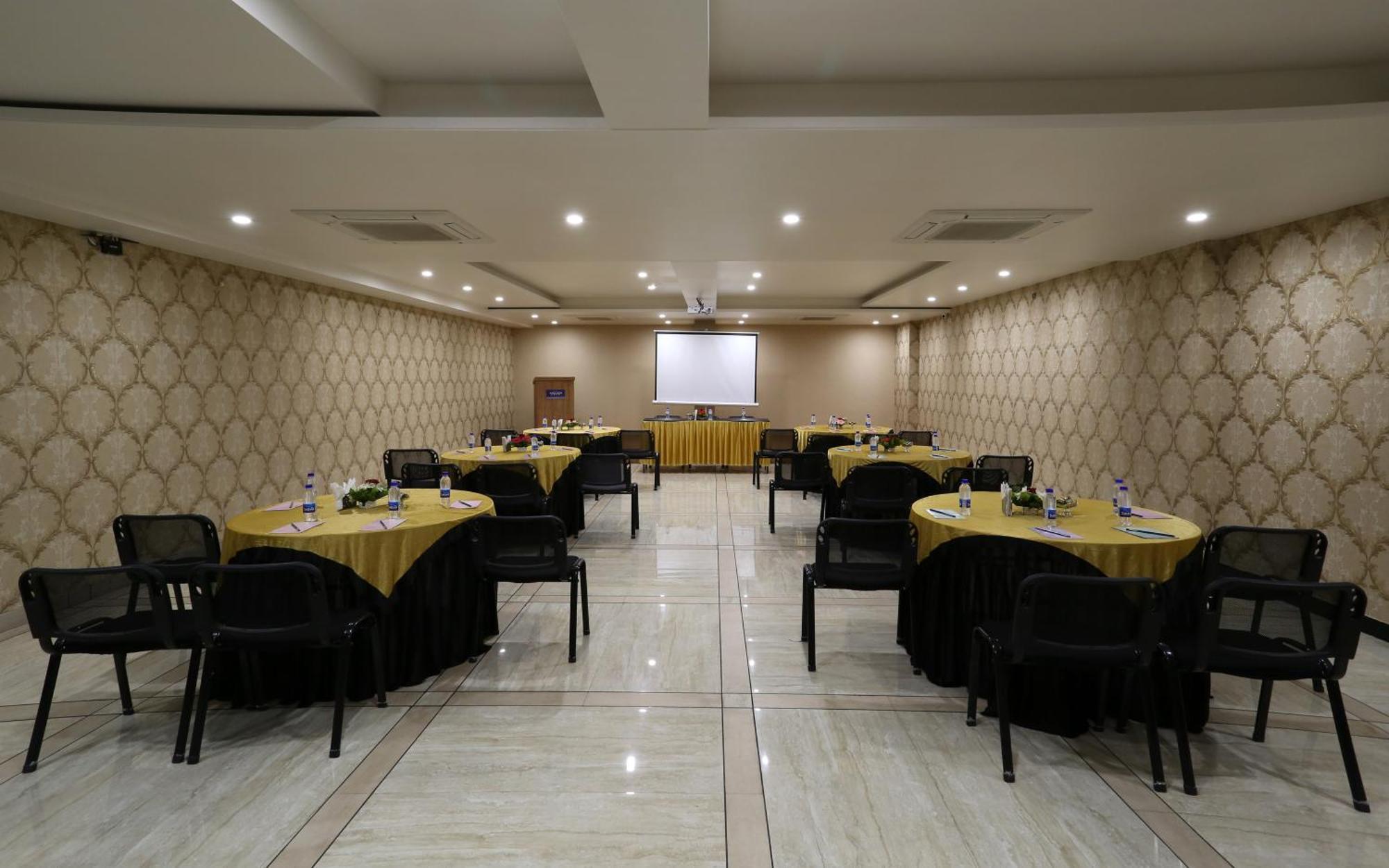 Grand Kailash Hotel Aurangabad  Luaran gambar