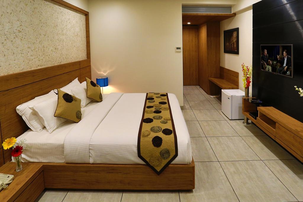 Grand Kailash Hotel Aurangabad  Bilik gambar