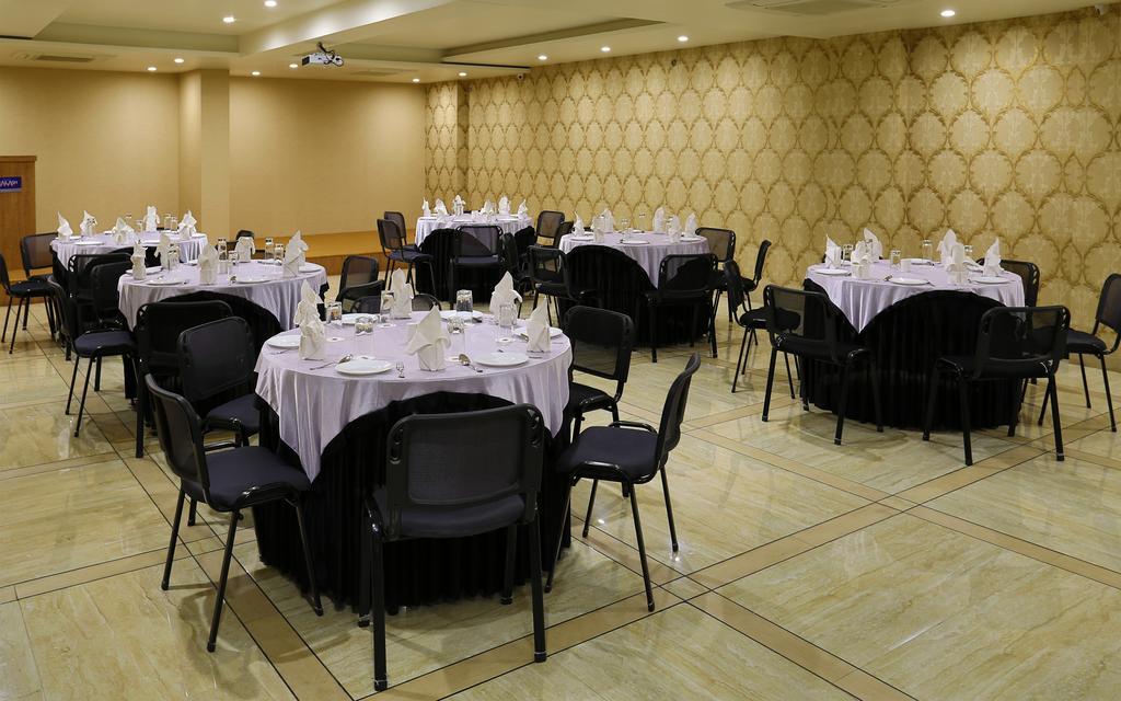 Grand Kailash Hotel Aurangabad  Luaran gambar