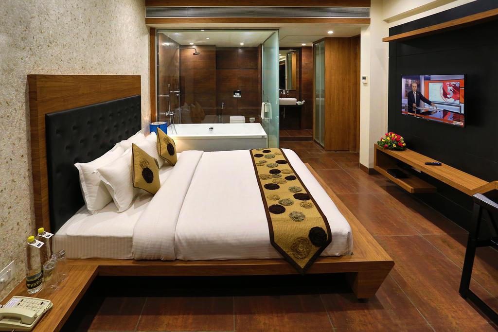 Grand Kailash Hotel Aurangabad  Bilik gambar